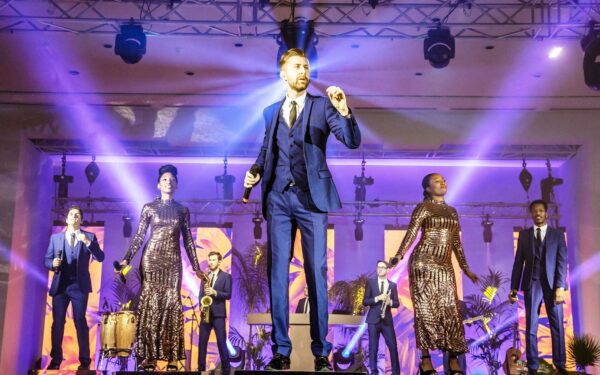 Corporate And Wedding Live Entertainment